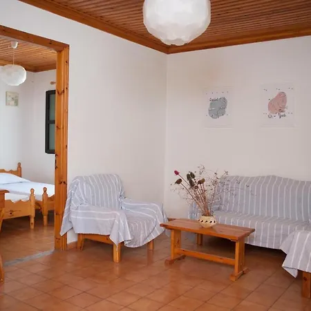 Ferienhaus Nelki House *